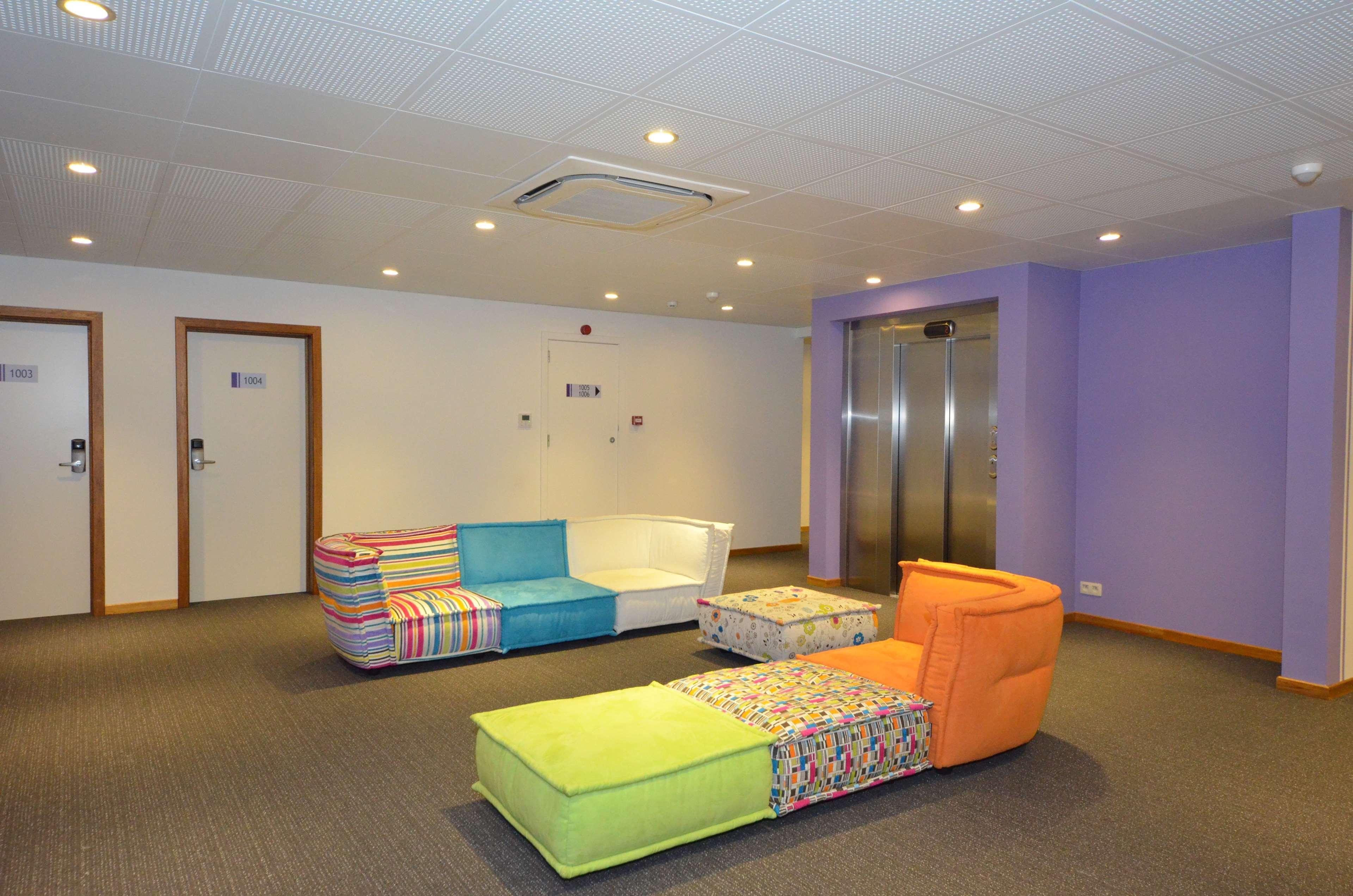 Ibis Styles Charleroi Airport Aero 44 Ξενοδοχείο Εξωτερικό φωτογραφία