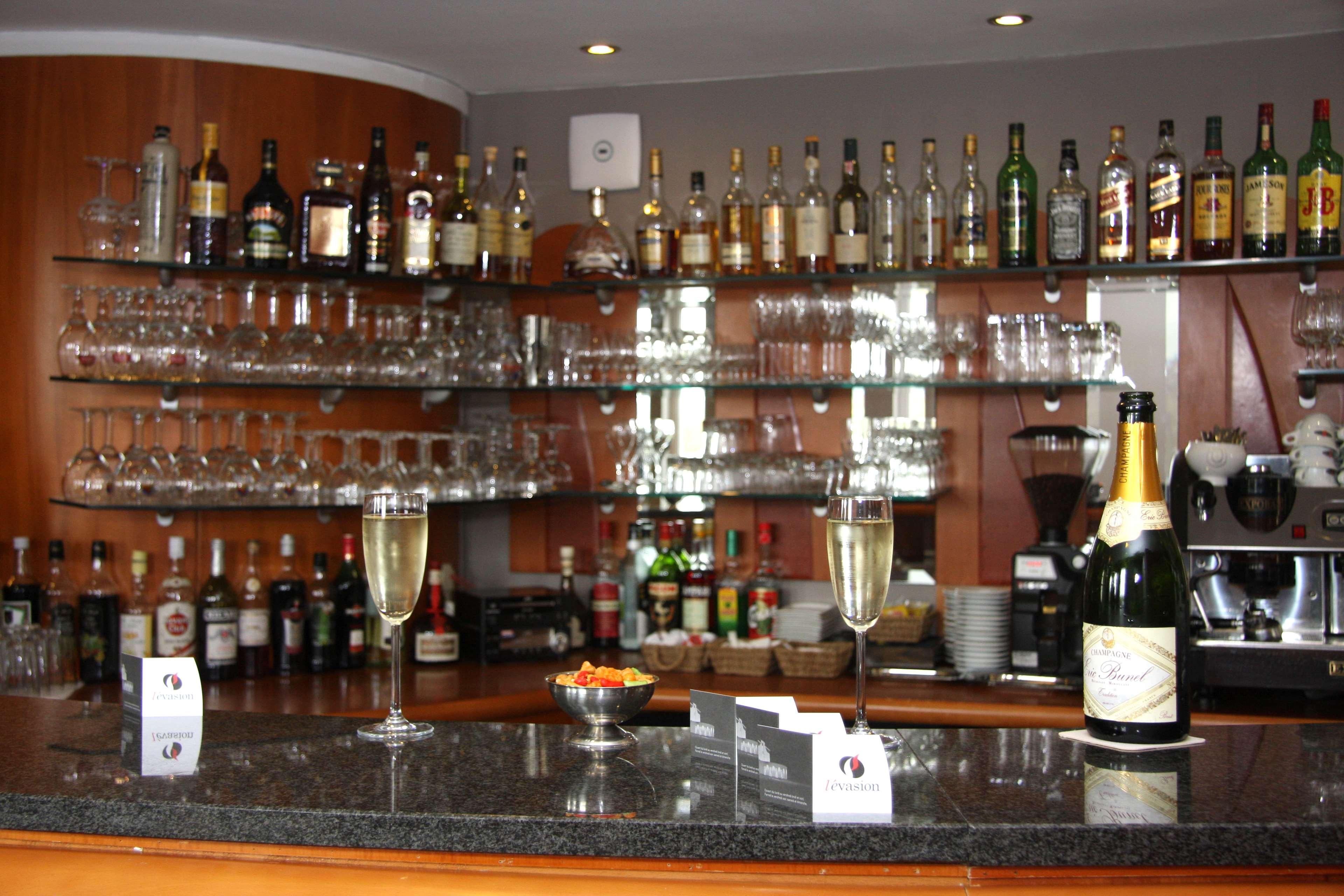 Ibis Styles Charleroi Airport Aero 44 Ξενοδοχείο Εξωτερικό φωτογραφία