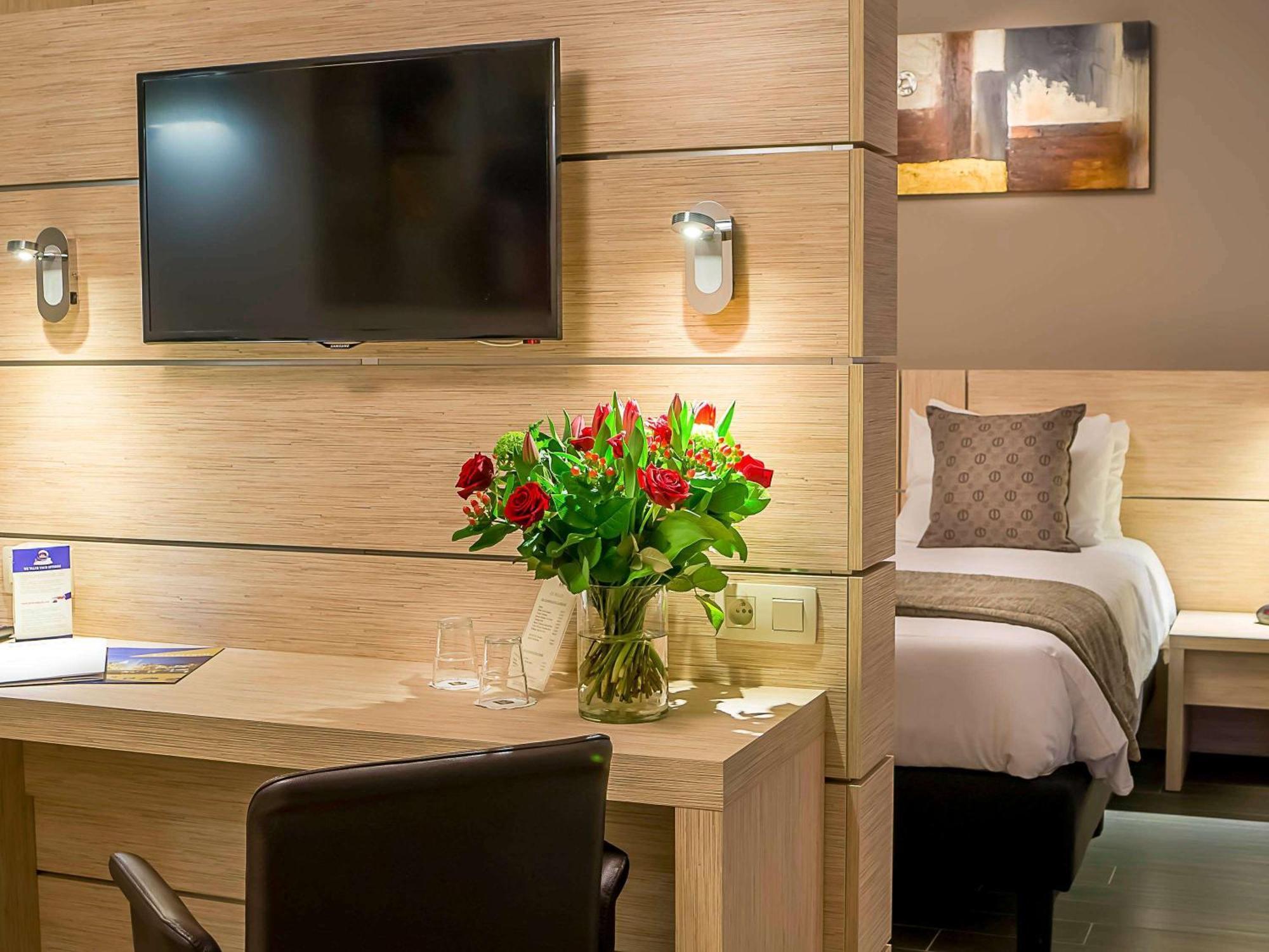 Ibis Styles Charleroi Airport Aero 44 Ξενοδοχείο Εξωτερικό φωτογραφία